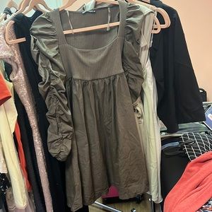 Cute babydoll size dress by ZARA brand can be worn as a tunic shirt also.